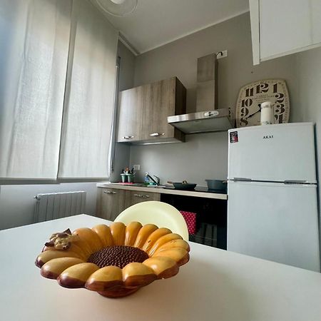 צ'זאנו מדרנו Casa Tito - Accogliente Monolocale A Due Passi Dalla Stazione מראה חיצוני תמונה